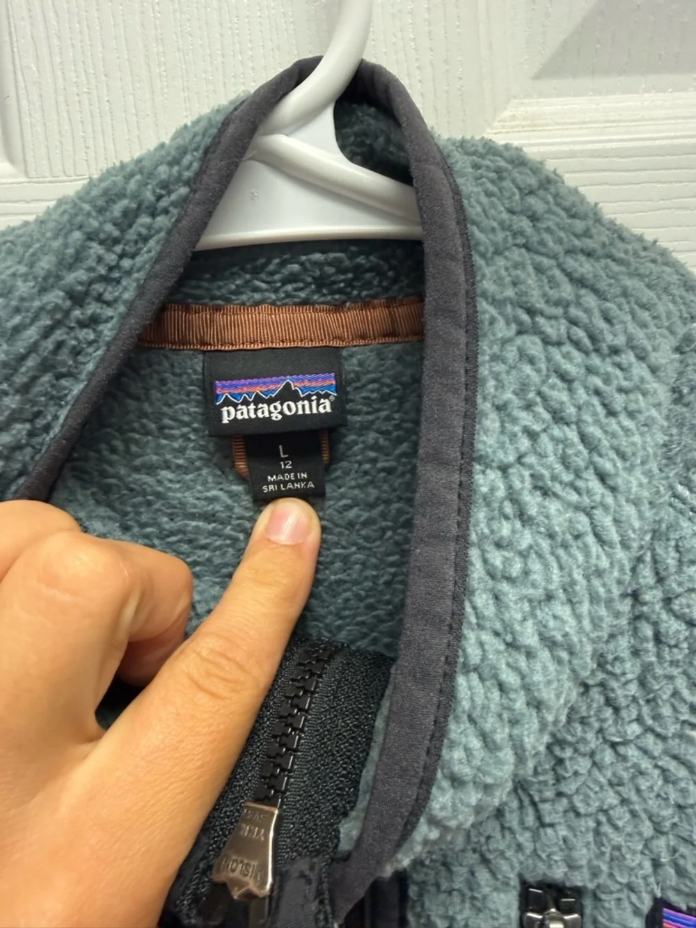 Boys Patagonia Sherpa Full Zip Jacket size large (12)